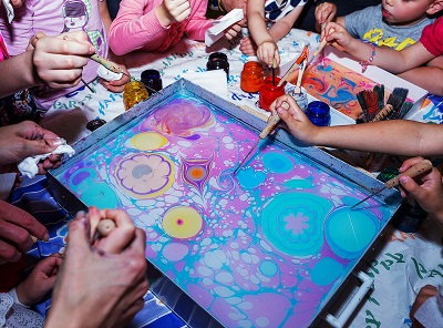 Занятия Эбру в Чебоксарах.Ultra Подарки. Купить занятия по живописи Эбру в Чебоксарах. Откройте для себя необычную технику рисования на воде. Сервис UltraPodarki.ru 8 800 505 95 30. Эбру Чебоксары, эбру, занятия эбру Чебоксары, занятия эбру, мастер-класс по эбру Чебоксары, мастер-класс по эбру, живопись эбру Чебоксары, живопись эбру, рисование на воде Чебоксары, рисование на воде, техника эбру Чебоксары, техника эбру, купить эбру Чебоксары, купить эбру