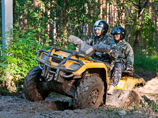 Катание на квадроциклах в Чебоксарах. Подарочные сертификаты Ultra Подарки. Подарочный сертификат на катание на квадроциклах в Чебоксарах. Закажите прокат квадроциклов и наслаждайтесь активным отдыхом с друзьями. Выбирайте живописные маршруты для езды на квадроциклах. Сервис UltraPodarki.ru 8 800 505 95 30. Катание на квадроциклах, катание на квадроциклах Чебоксары, прокат квадроциклов, прокат квадроциклов Чебоксары, езда на квадроцикле, езда на квадроцикле Чебоксары, катание на квадроциклах зимой, Катание на квадроциклах летом, сертификат на катание на квадроциклах, сертификат квадроциклы, сертификат квадроциклы Чебоксары
