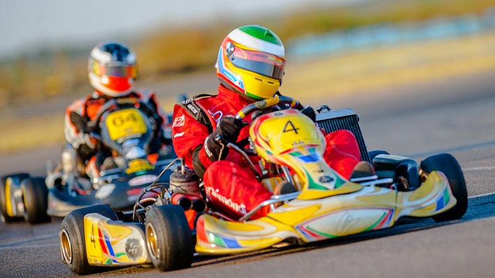 Картинг в Чебоксарах. ULTRA ПОДАРКИ. Купить картинг в Чебоксарах. Попробуйте участие в настоящей гонке и получите порцию незабываемых эмоций. Гонки на картах - это приятно и доступно. Сервис UltraPodarki.ru 8 800 505 95 30. Картинг Чебоксары, картинг, гонки на картах Чебоксары, гонки на картах, езда на карте Чебоксары, езда на карте, купить картинг Чебоксары, купить картинг, картинг цена Чебоксары, картинг цена, картинг клуб Чебоксары, картинг клуб, картинг центр, картинг центр Чебоксары