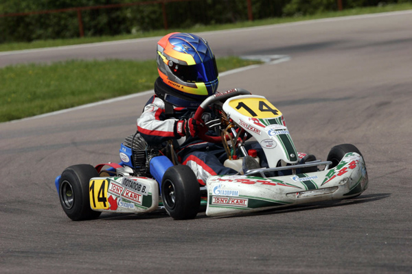 Картинг в Чебоксарах. ULTRA ПОДАРКИ. Купить картинг в Чебоксарах. Попробуйте участие в настоящей гонке и получите порцию незабываемых эмоций. Гонки на картах - это приятно и доступно. Сервис UltraPodarki.ru 8 800 505 95 30. Картинг Чебоксары, картинг, гонки на картах Чебоксары, гонки на картах, езда на карте Чебоксары, езда на карте, купить картинг Чебоксары, купить картинг, картинг цена Чебоксары, картинг цена, картинг клуб Чебоксары, картинг клуб, картинг центр, картинг центр Чебоксары