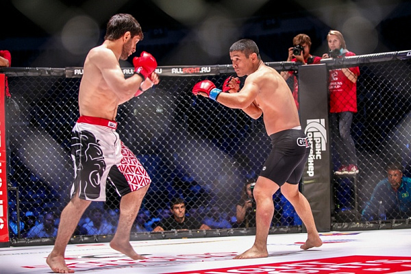 Смешанные единоборства в Чебоксарах. Сервис Ultra Подарки. Купить подарочный сертификат на смешанные единоборства в Чебоксарах. Опытные инструкторы обучат вас ММА. Сервис UltraPodarki.ru 8 800 505 95 30. Смешанные единоборства, бои без правил, ММА, смешанные единоборства в Чебоксарах, UFC, смешанные боевые искусства, бои без правил Чебоксары, UFC Чебоксары, смешанные боевые искусства Чебоксары, ММА Чебоксары, занятия ММА Чебоксары
