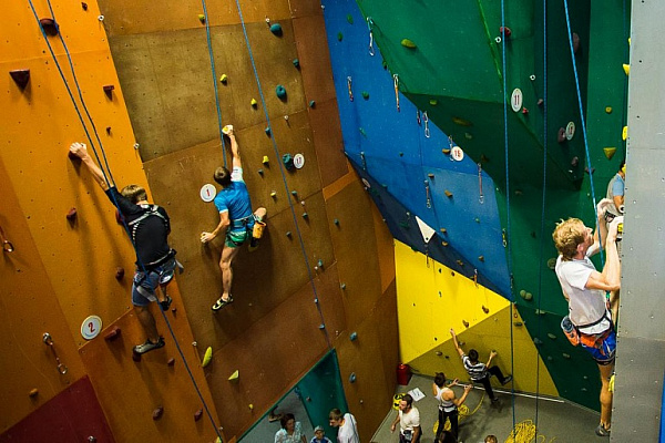 Занятия скалолазанием в Чебоксарах. Ultra Подарки
. Купить занятия по скалолазанию в Чебоксарах. Скалодром укрепляет тело и создаёт положительные эмоции. Сервис UltraPodarki.ru 8 (800) 505 95 30
. Скалолазание Чебоксары, скалолазание, скалодром Чебоксары, скалодром, скалолазание школа Чебоксары, скалолазание школа, купить скалолазание Чебоксары, купить скалолазание, занятия скалолазание Чебоксары, занятия скалолазание, уроки скалолазания Чебоксары, уроки скалолазания